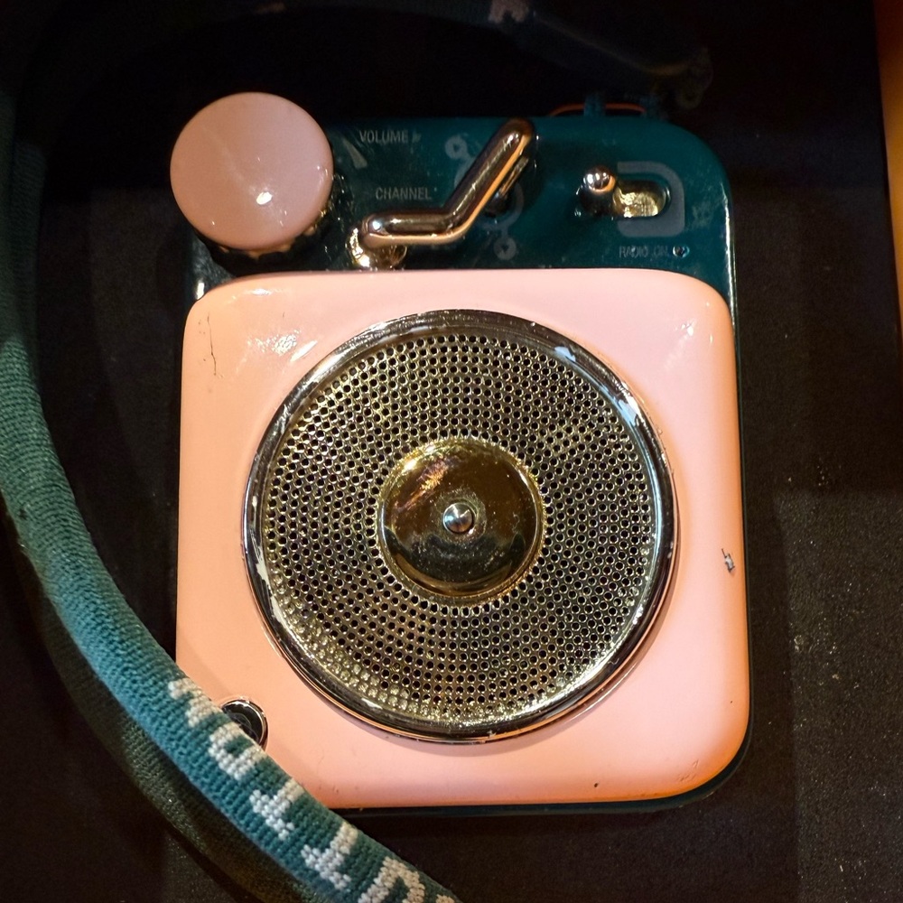 MUZEN Mini BUTTON Portable Radio Bluetooth Speaker-Pink